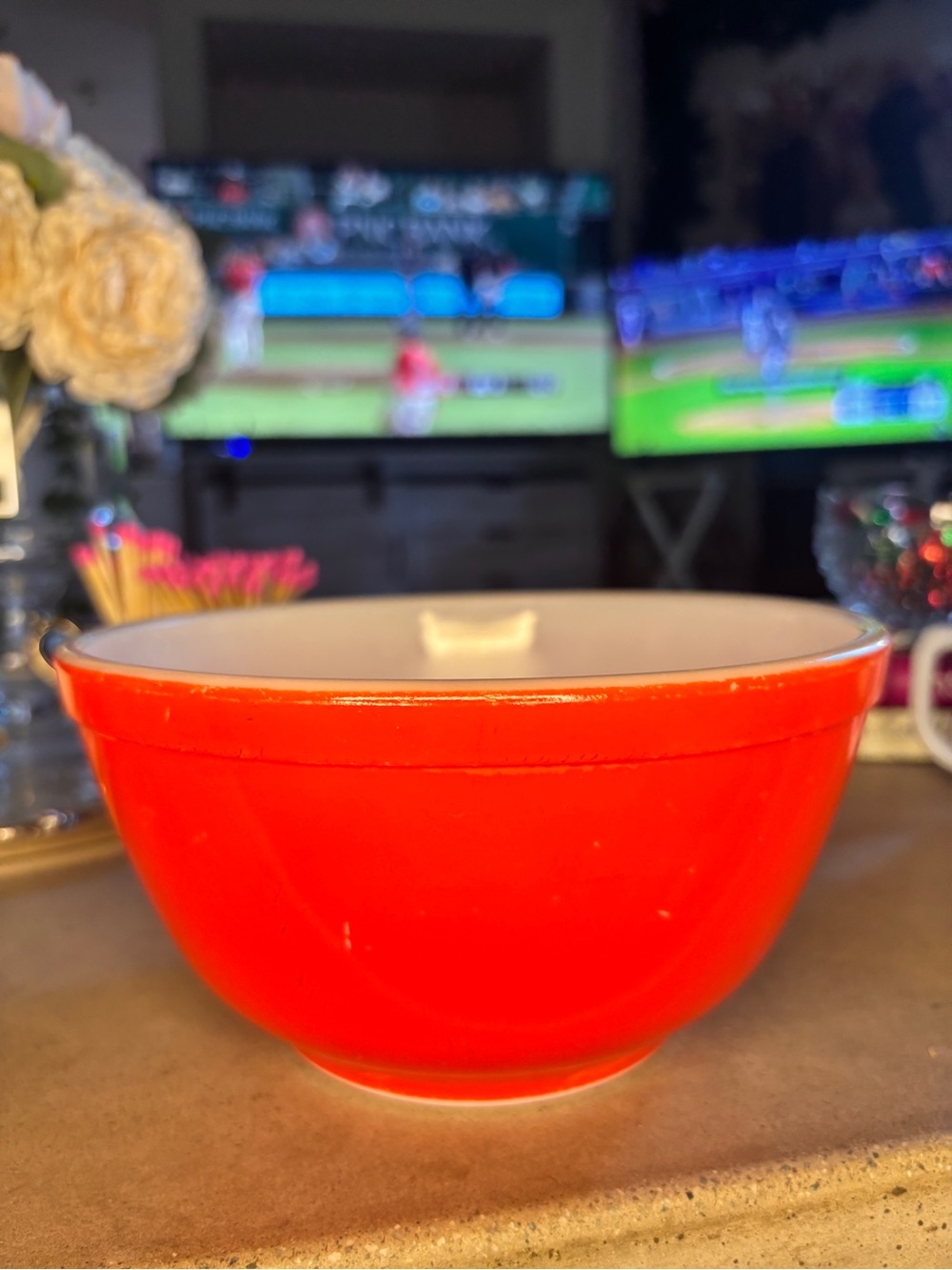 Vintage Pyrex 402 Primary Colors Red Mixing Bowl 1.5 Qt 7” Early USA